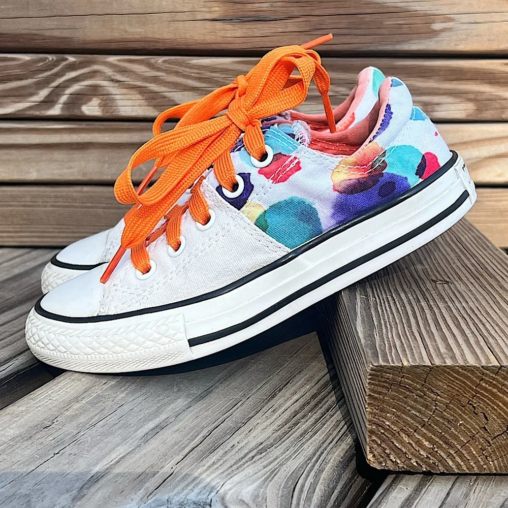 - Converse Sz 11 Paint Blot White Sneakers Orange Laces! EUC!